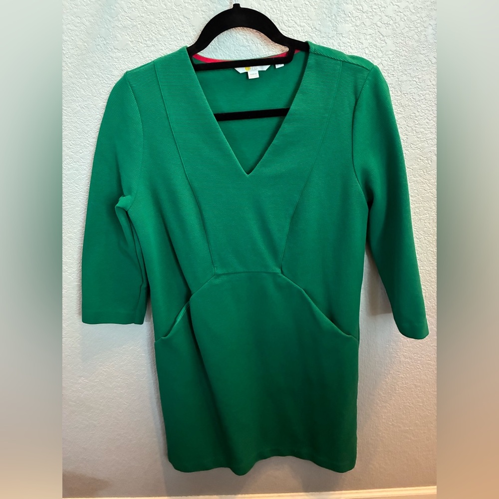 Boden
12 US Regular
Bronte Ottoman Green V-Neck Dress
3/4-sleeve w/pockets